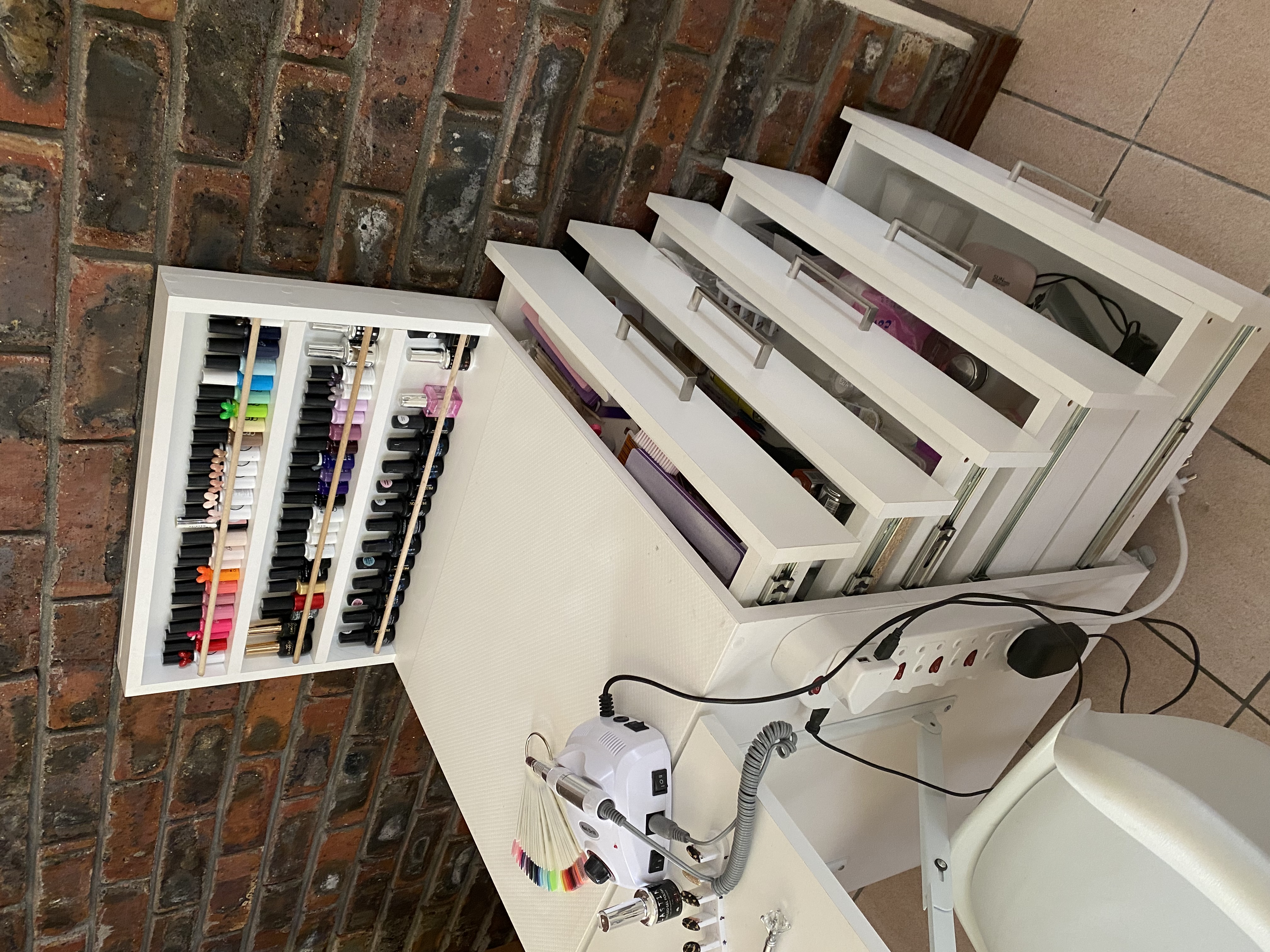 32A4D82B-C1BB-4161-A025-94C817E81E8A